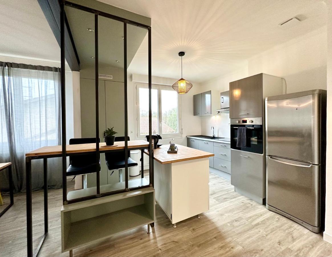 Design Moderne Spacieux - Hyper Centre - Parking Apartment Mont-de-Marsan